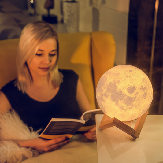 Lampe LED Lune 3D – Veilleuse LED 16 couleurs avec commande tactile et à distance (rechargeable par USB)
